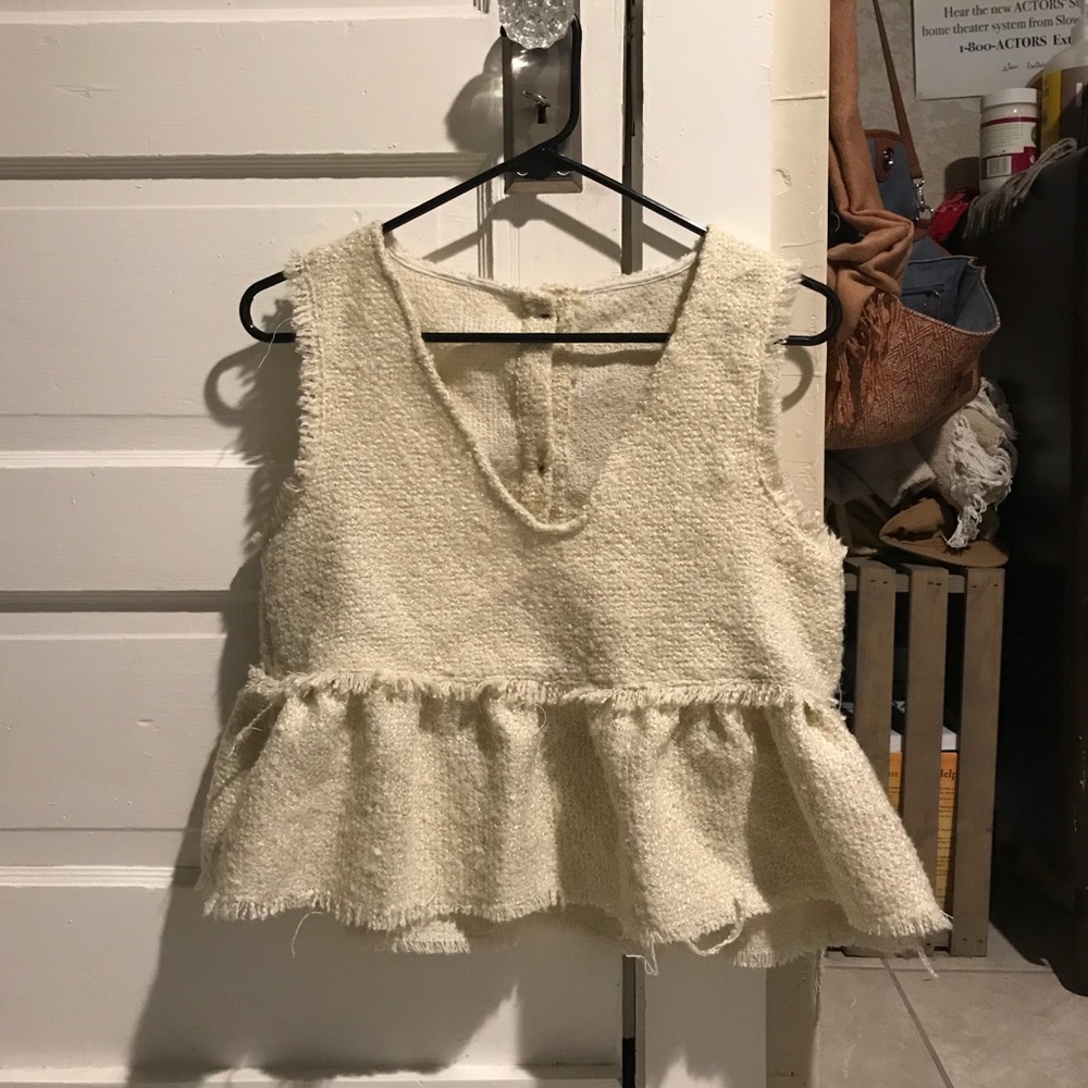 VINTAGE Cream/gold threaded tank